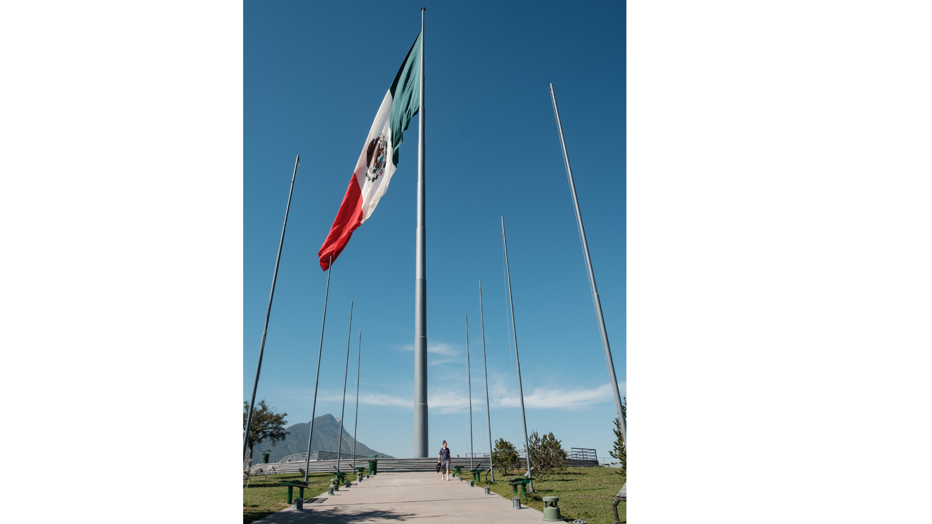 Asta Bandera-Obispado