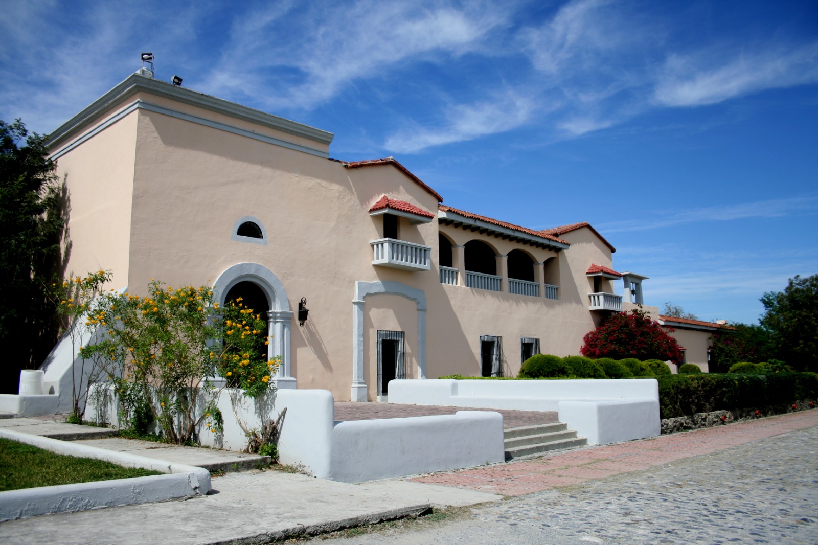 Facultad de Ciencias de la Tierra-LINARES NL
